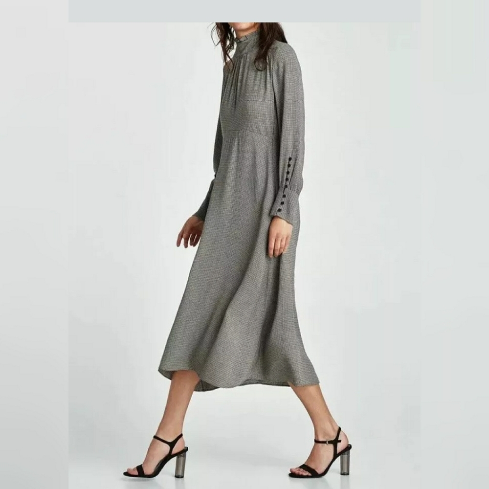 Zara Dress - Picture 5 of 5